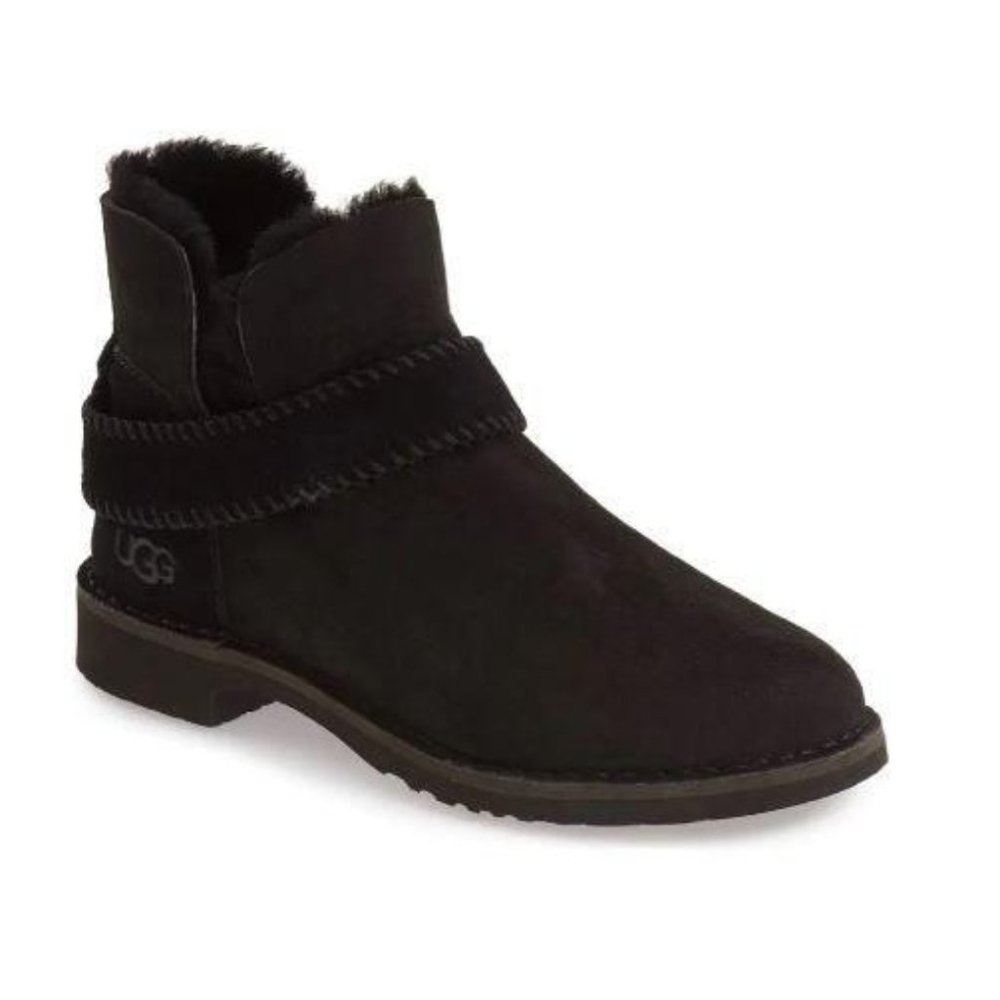 NEW UGG Boot Black McKay Ankle Water Resistant Women's 8.5 MSRP $150. No box.